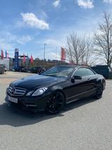 Mercedes-Benz E 200 Cabriolet 3 Vorbesitzer, Tüv 04/28 - Mercedes-Benz in Hamburg: 3.0