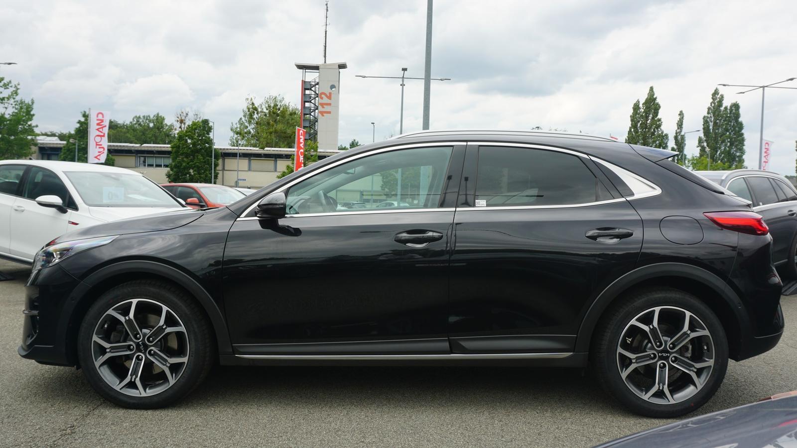 Kia XCeed 1.6 T-GDI Platinum Edition LED Panorama