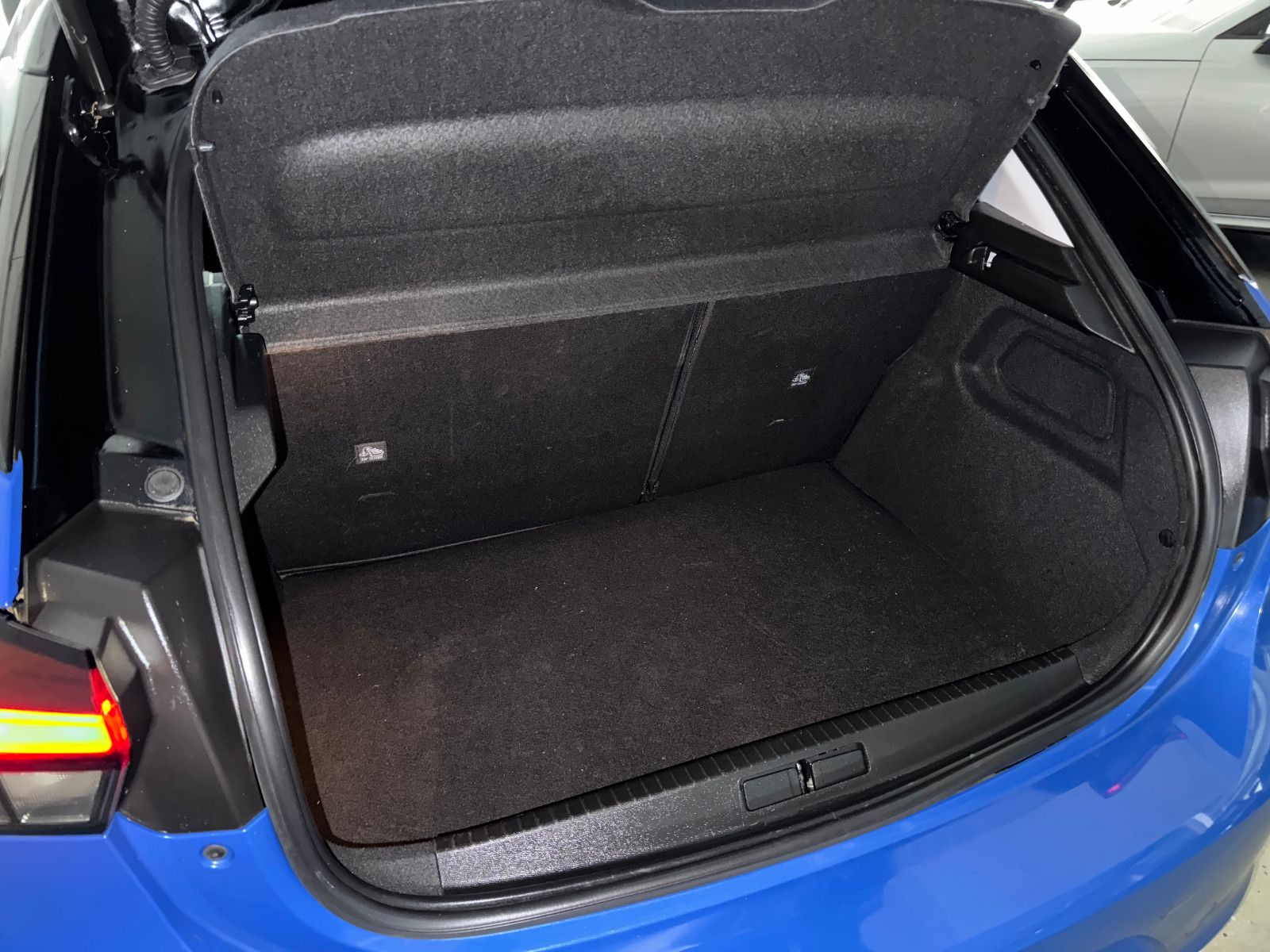 Fahrzeugabbildung Opel Corsa 1.2 AUTOMATIK ELEGANCE NAVI KAMERA VIRTUAL