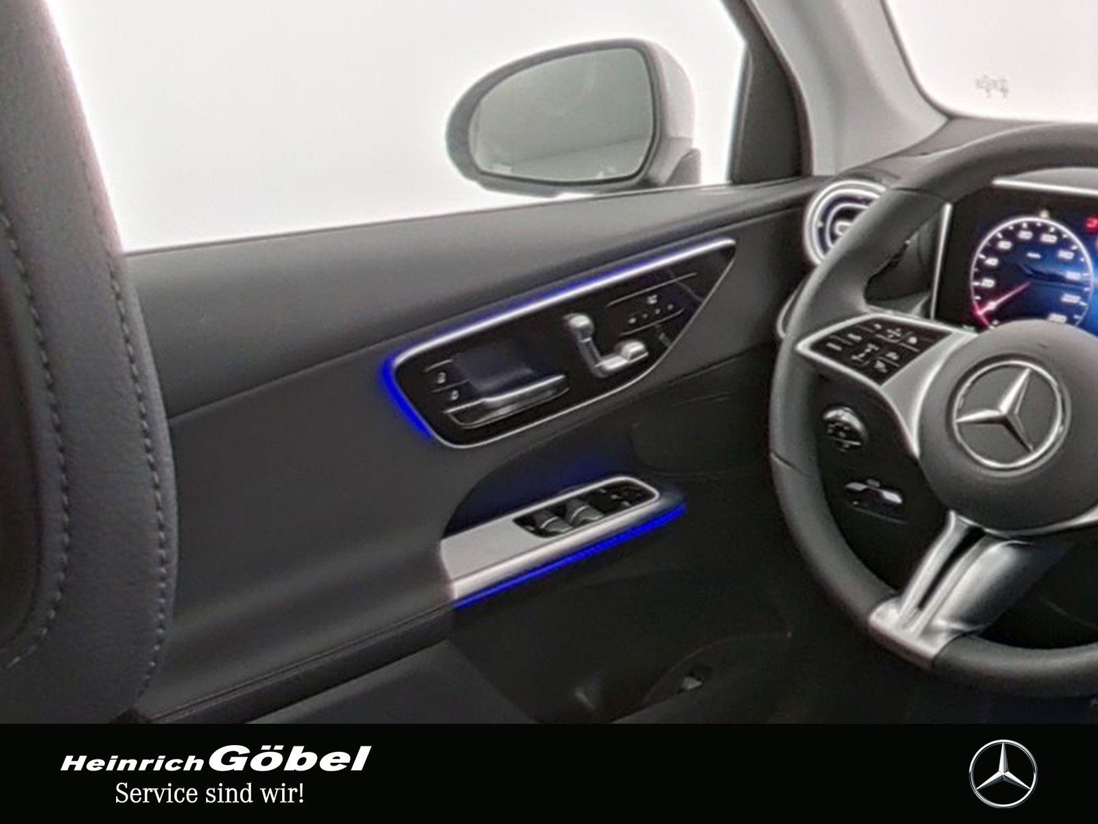 Fahrzeugabbildung Mercedes-Benz GLC 200 AVANTGARDE+AHK+MEMORY+TOTWINKEL+360°KAM