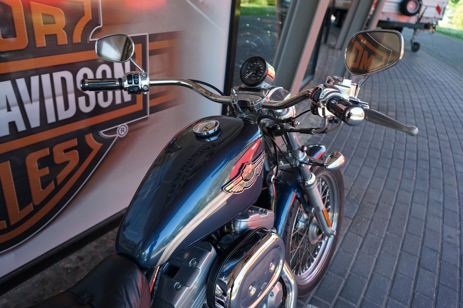 Fahrzeugabbildung Harley-Davidson Sportster 883 2003 100 Years Anniversary