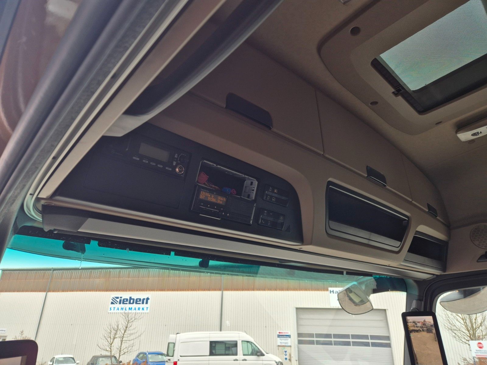 Fahrzeugabbildung Mercedes-Benz Actros 1848 LS Öl-Retarder Standklima BigSpace