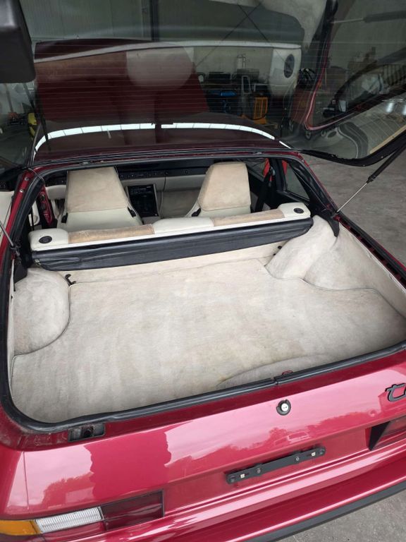PORSCHE 944 1989