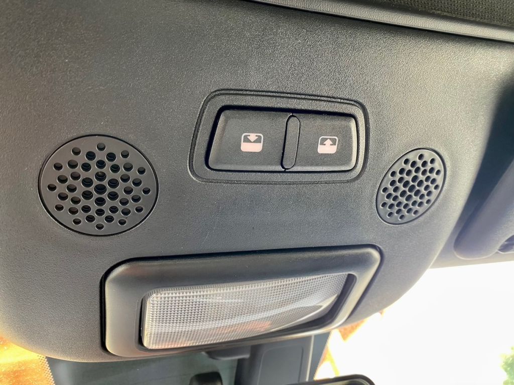 Fahrzeugabbildung Fiat 500 C 1.2 Dualogic Lounge PDC KLIMA ALU CARPLAY