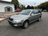 Skoda Octavia Combi 4x4 Laurin & Klement - Skoda Octavia: Laurin Klement