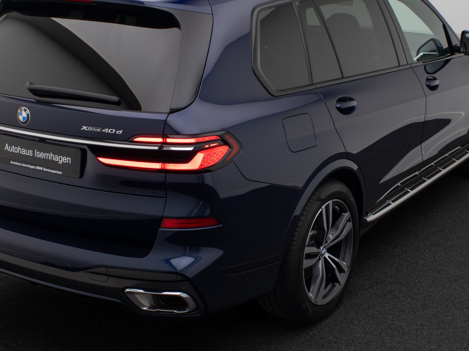 Fahrzeugabbildung BMW X7 xD40d M Sport 360&deg; SkyLounge H/K Individual