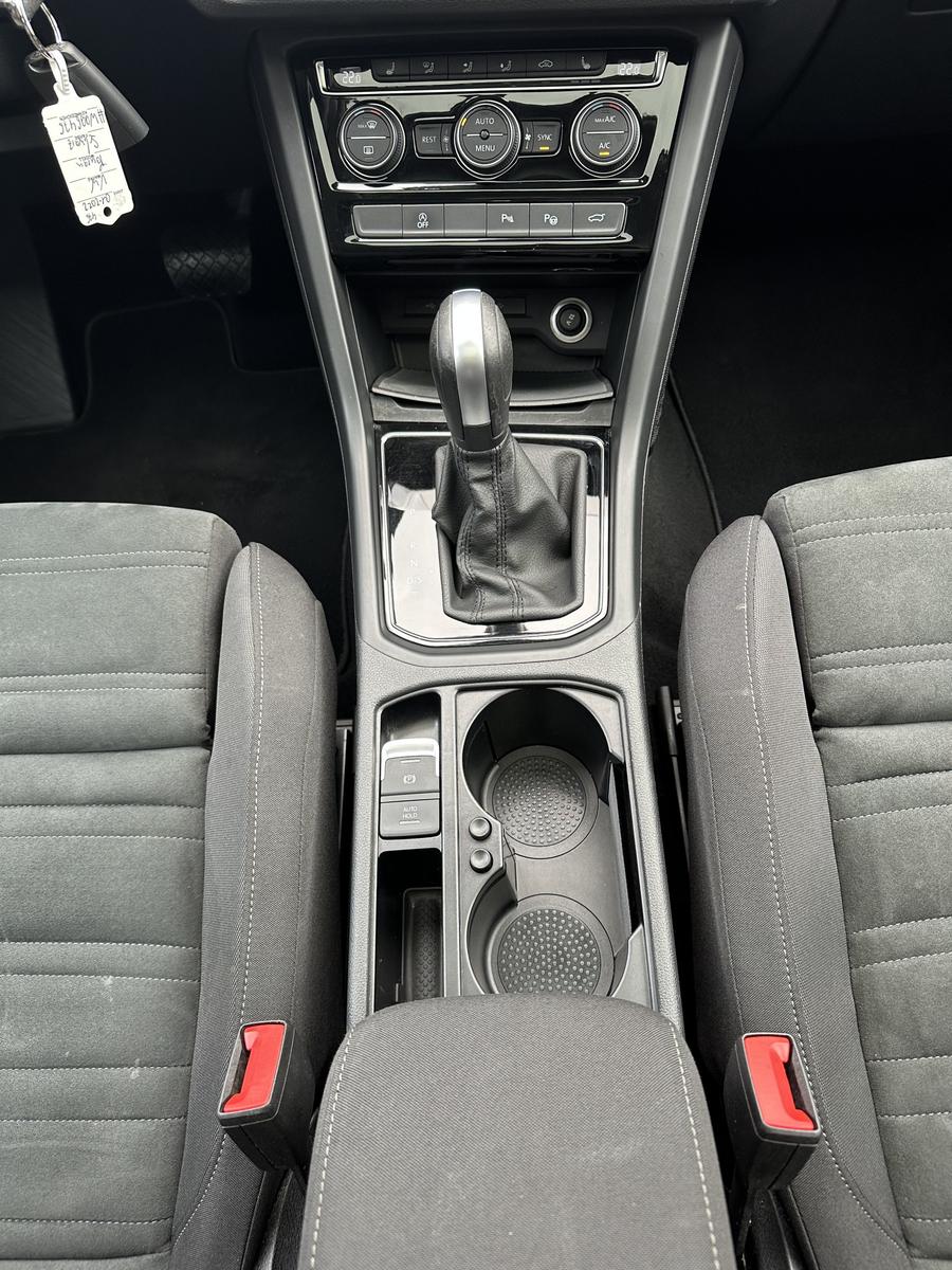 Volkswagen Touran 2.0 TDI DSG Highline NAV+LED+ACC+PANO, миниатюра 16