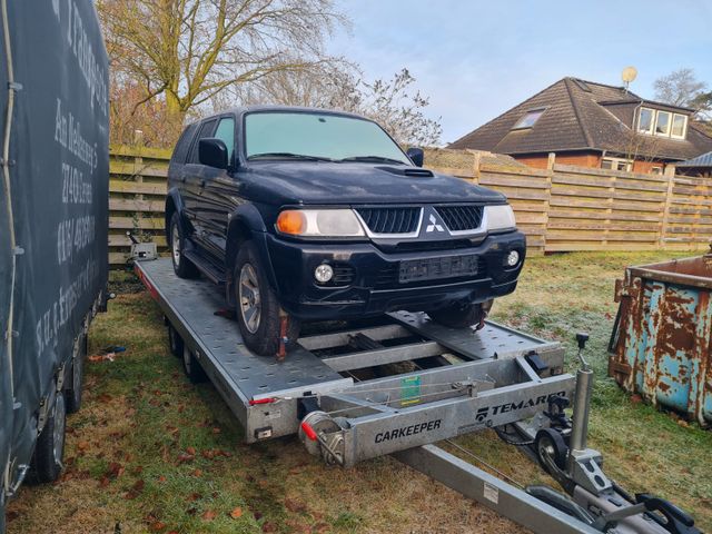 Mitsubishi Pajero Sport 2.5 TD Instyle  Kupplungschaden