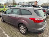 Ford Focus Turnier Titanium Klimaautomatik beh Fronts - Ford Focus aus 2011: Turnier