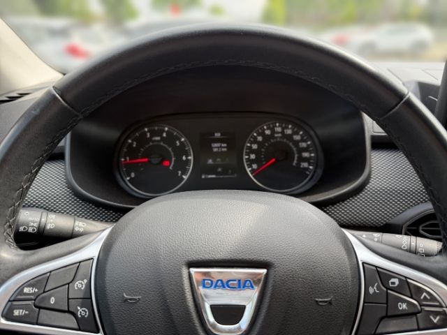 Fahrzeugabbildung Dacia Jogger Extreme+ 1.0 TCe 110 +KLIMA+PDC+RFK+BT+SH