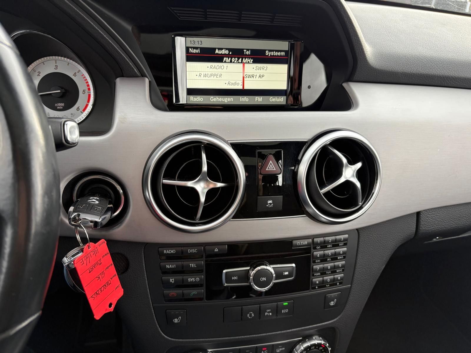 Fahrzeugabbildung Mercedes-Benz GLK 220 GLK GLK 220 CDI,AHK,PANO,LED,AMG
