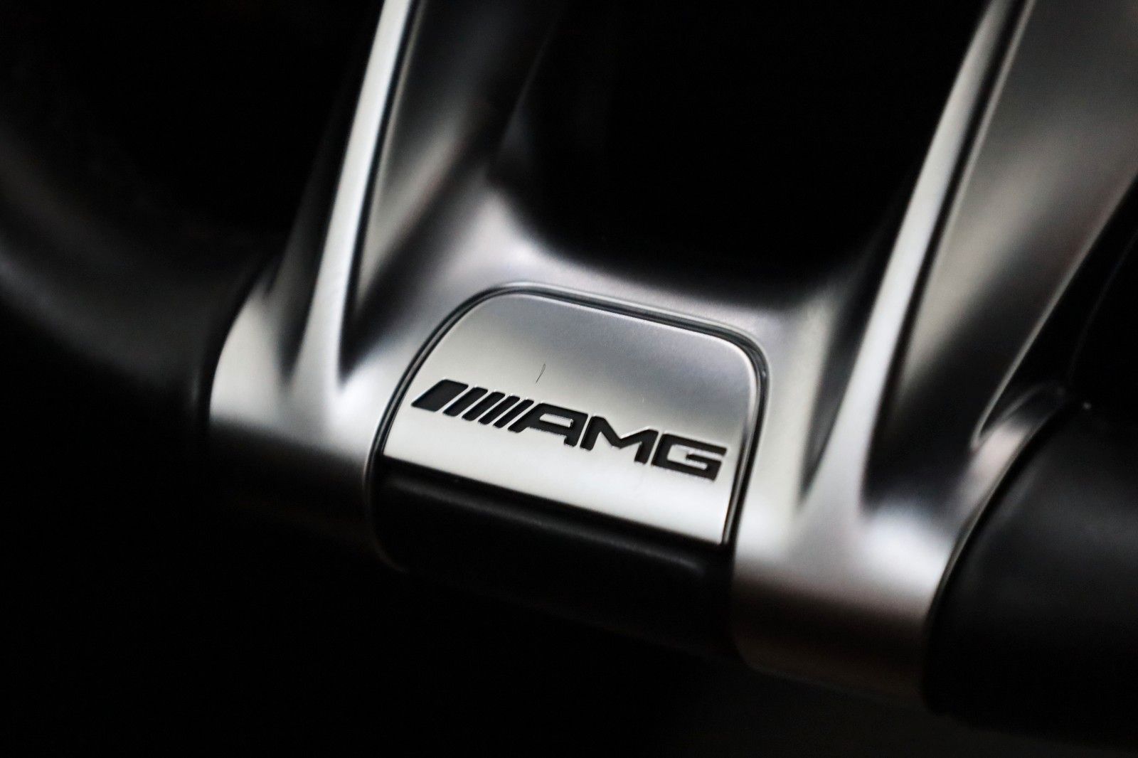 Fahrzeugabbildung Mercedes-Benz C 43 AMG T 4M Leder,Navi,LED,HUD,PanDach,360°