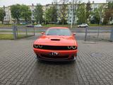 Dodge Challenger - Dodge Challenger: Orange
