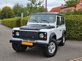 Land Rover Defender 90 TD4 Station Wagon E E - gebrauchte Land Rover Defender aus dem Jahr 2014
