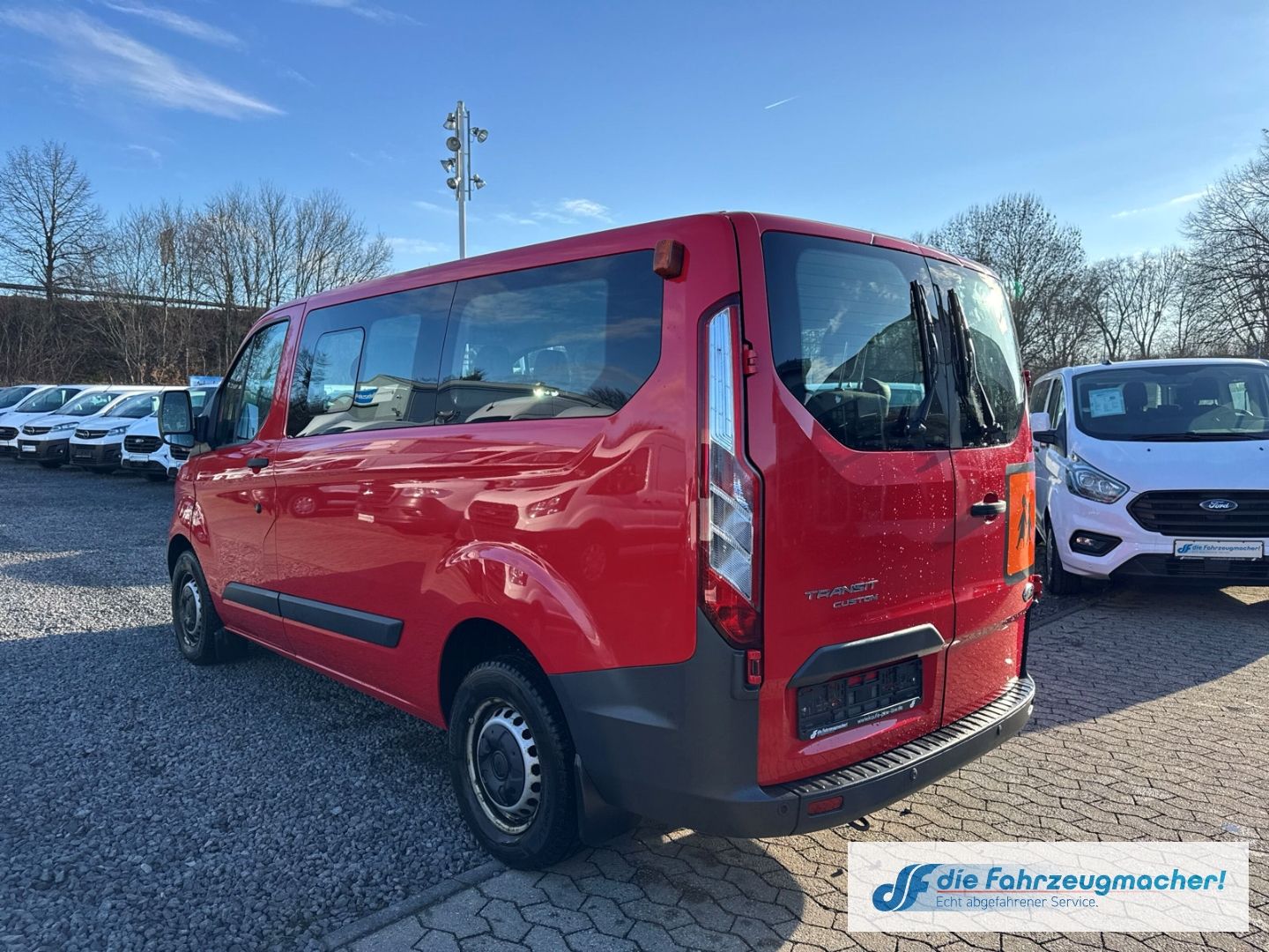 Fahrzeugabbildung Ford Transit Custom Tourneo 300 L1 *2504