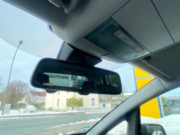 Bild 22 Opel ZAFIRA B FAMILY PLUS AHK XENON KLEINE MÄNGEL