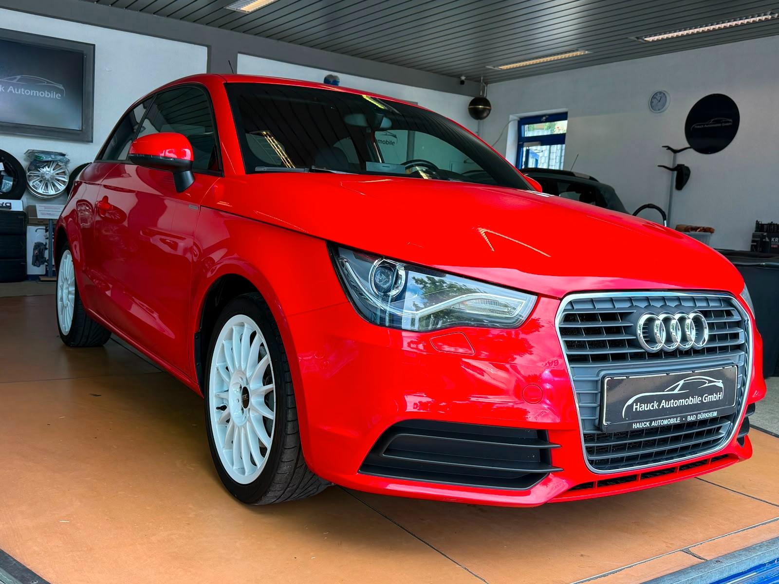 Audi A1 Sportback Volleder / Navi / Klimaautomatik