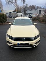 Volkswagen Passat 2.0 TDI SCR DSG Business Business - gebrauchte VW Passat aus dem Jahr 2024