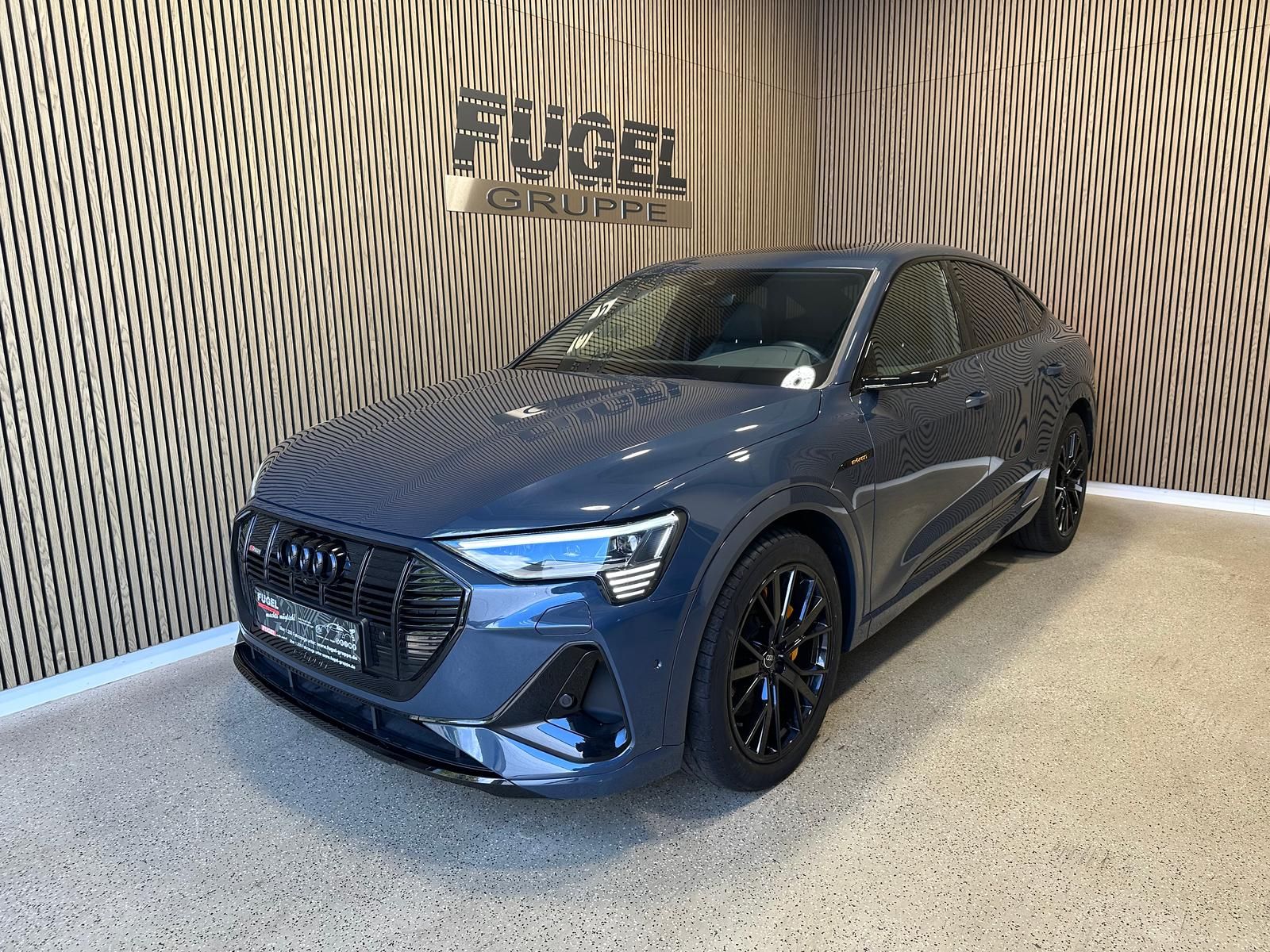 Audi e-tron Sportback 55 quattro S line 95kWh Pano Op foto 2