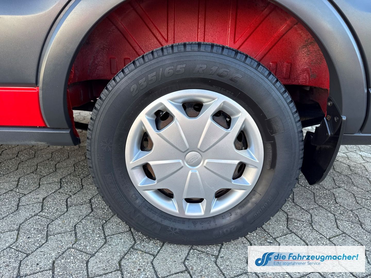 Fahrzeugabbildung Ford Transit Kombi 350 L3 Trend Temp *2641