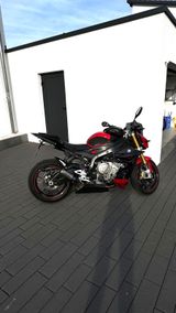 BMW S1000R - KICKSTARTER