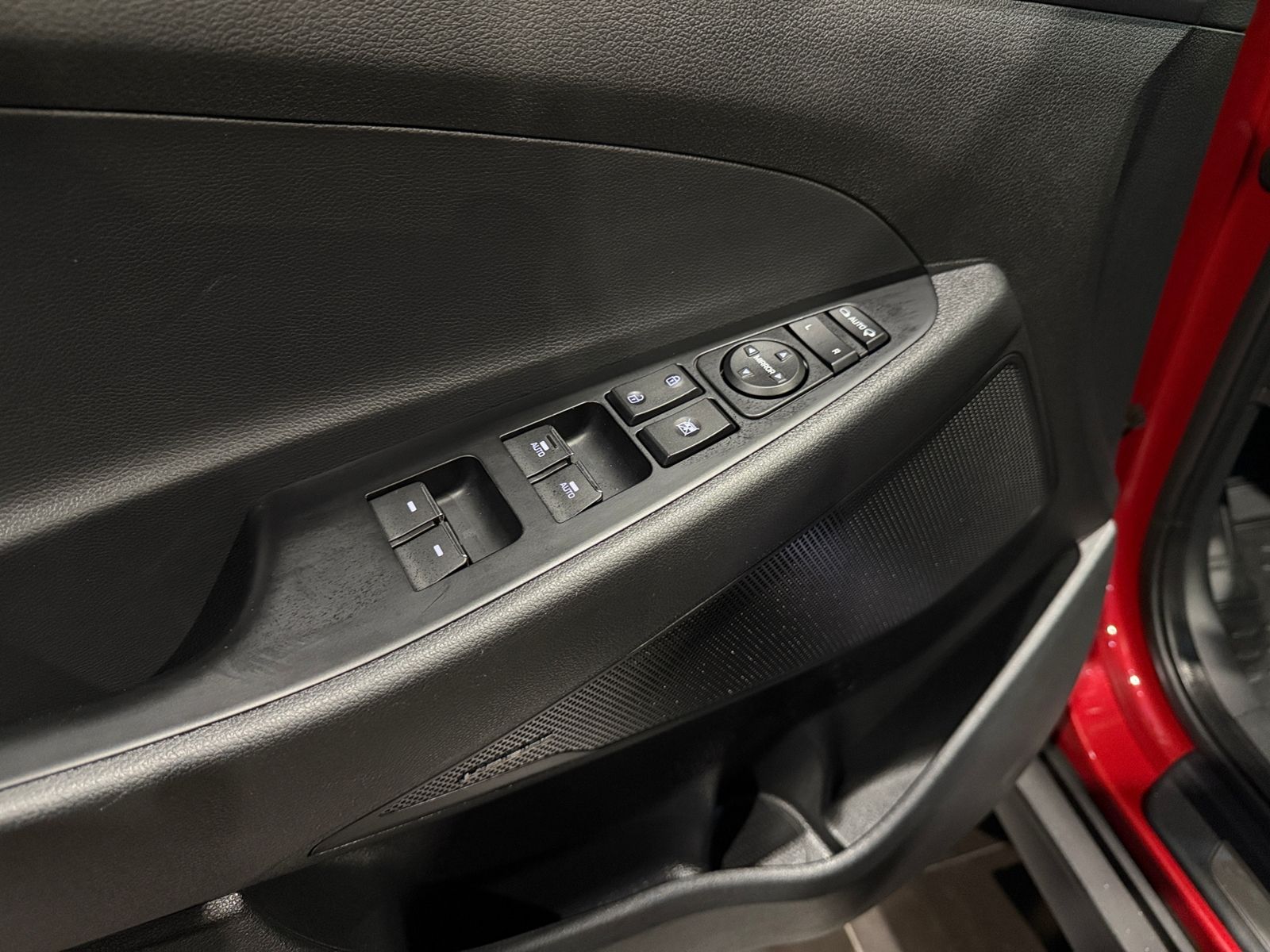 Fahrzeugabbildung Hyundai TUCSON N Line 4WD PANO LED NAV SHZ 19"