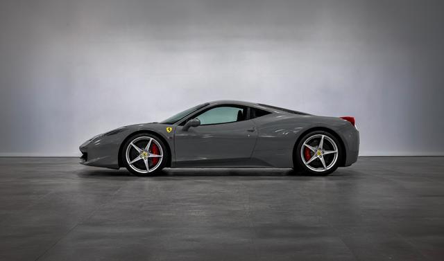 Ferrari 458 Italia One-of-One Quarzite MET Racing Carbon