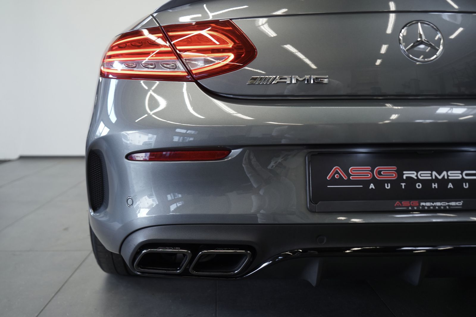 Mercedes Benz C 63 Amg