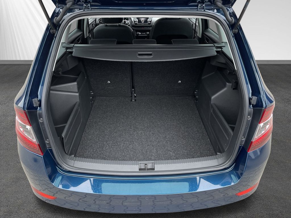 SKODA Fabia Combi Style LED PDC Kamera SHZ ACC Kessy SKODA Fabia Combi Style LED PDC Kamera SHZ ACC Kessy