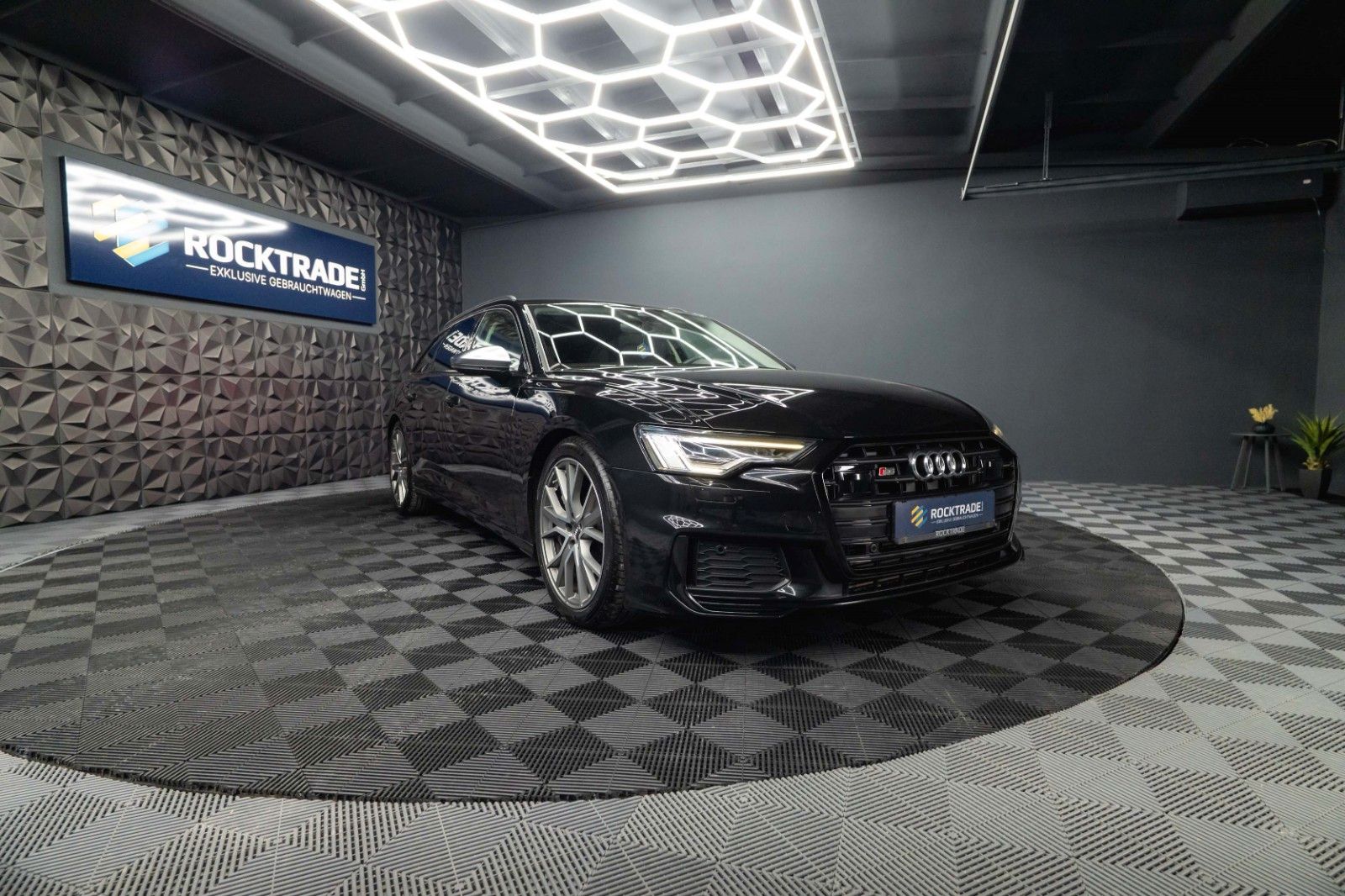 Fahrzeugabbildung Audi S6 Avant 3.0 TDI quattro *ACC*Head Up*LED*B&O*
