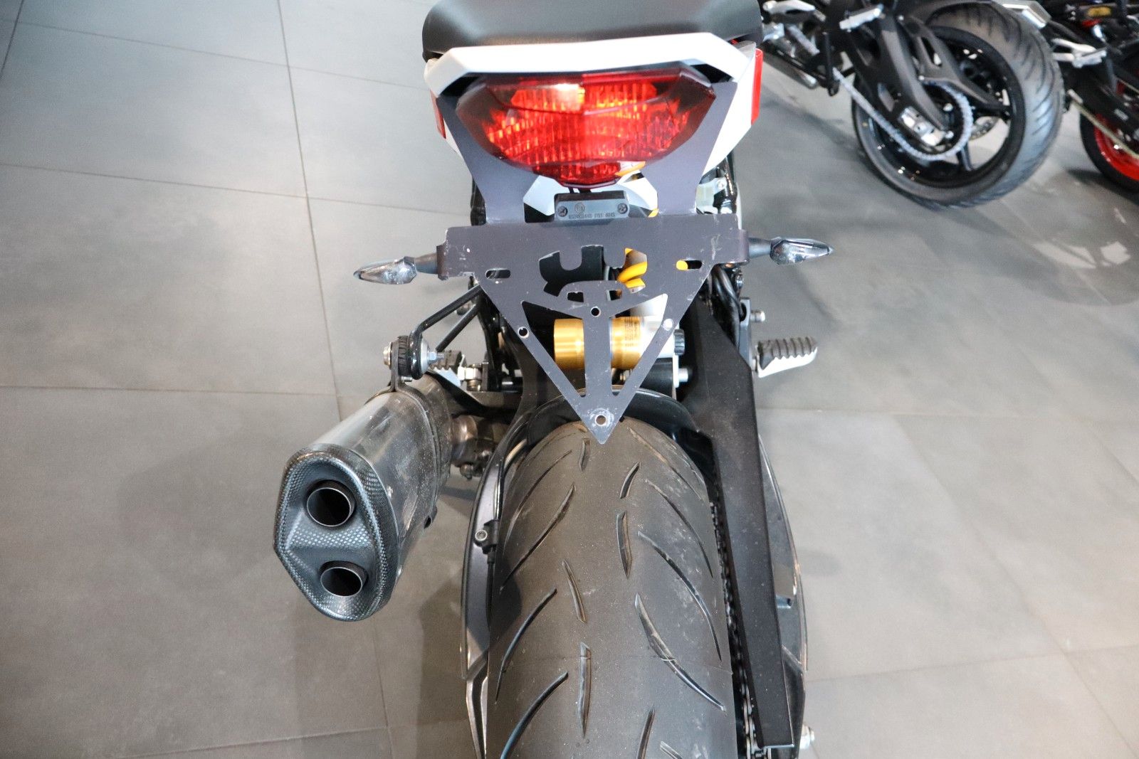 Fahrzeugabbildung Husqvarna Nuda 900R