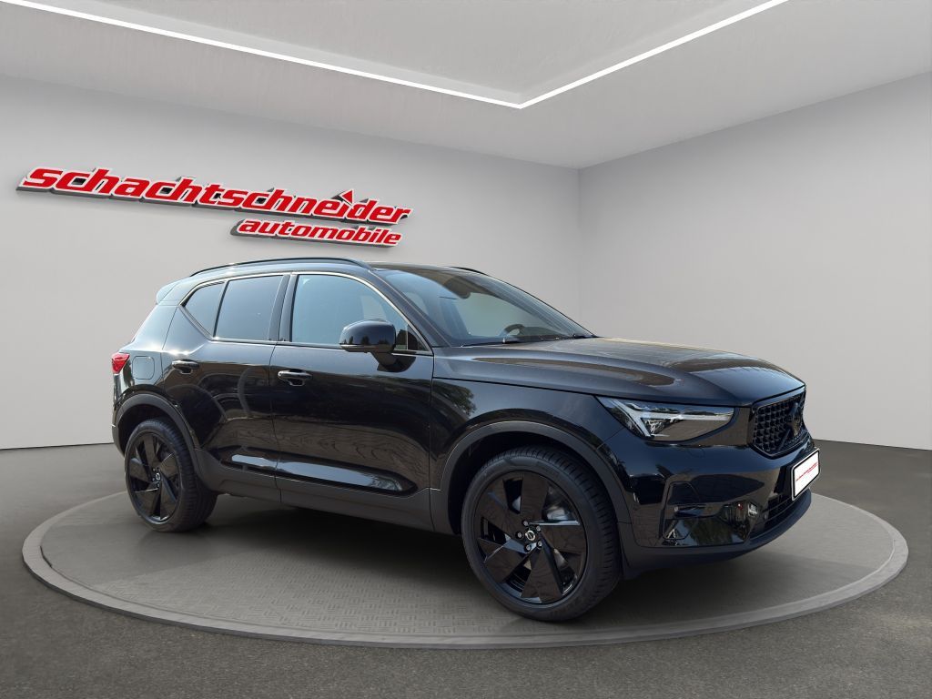 Fahrzeugabbildung Volvo XC40 B4 B DKG Ultra Black Edition+SOFORT