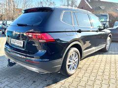 Fahrzeugabbildung Tiguan Allspace Comfortline 4Motion 2.0 TDI DSG