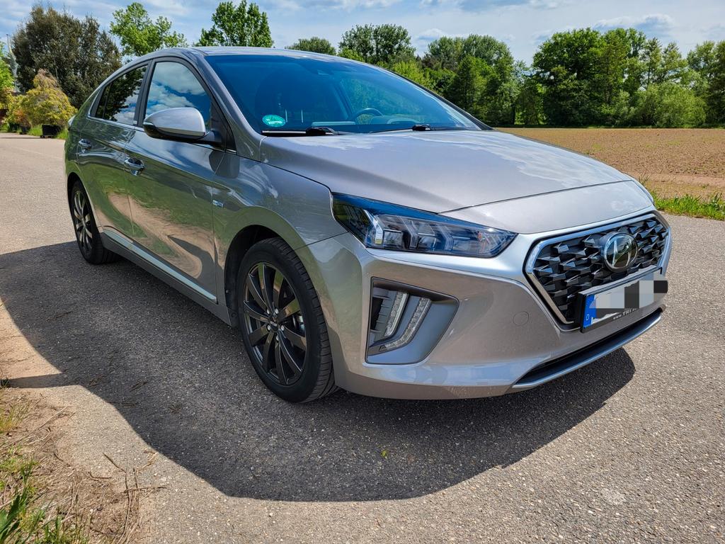 Hyundai IONIQ