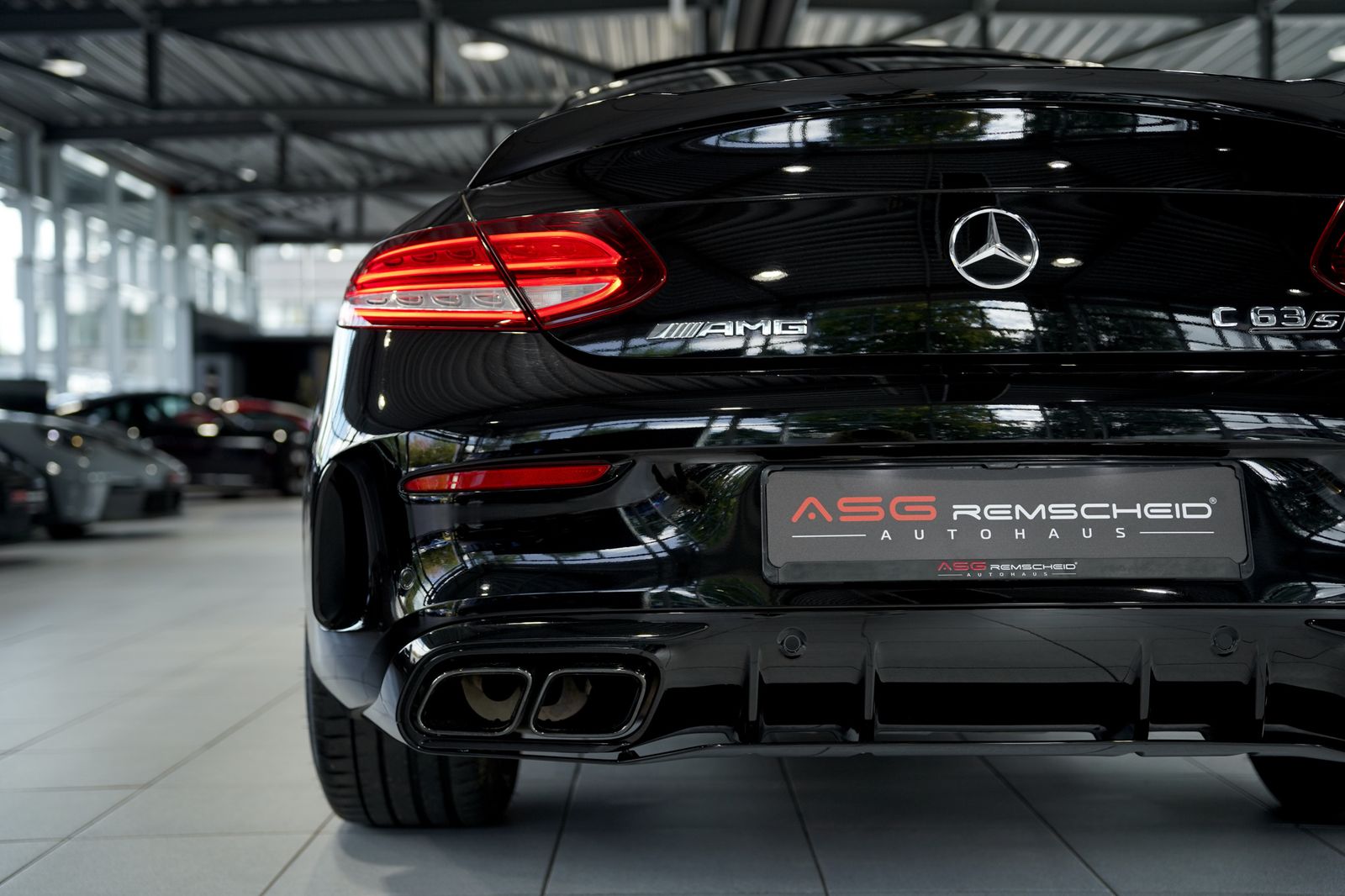 Mercedes Benz C 63 Amg