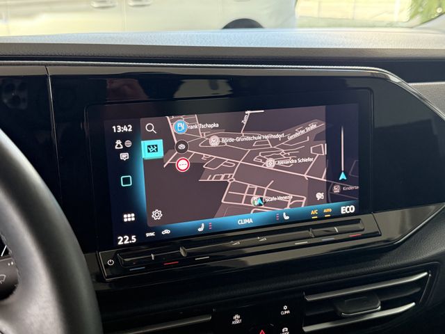 Volkswagen Caddy eHybrid DSG Style LED ACC KAMERA FLÜGELTÜR