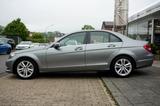 Mercedes-Benz C 180 CGi Lim. Avantgarde *AUTOMATIK|NAVI|PDC* - Mercedes-Benz C 180 mit Benzin-Antrieb: Limousine, Automatik