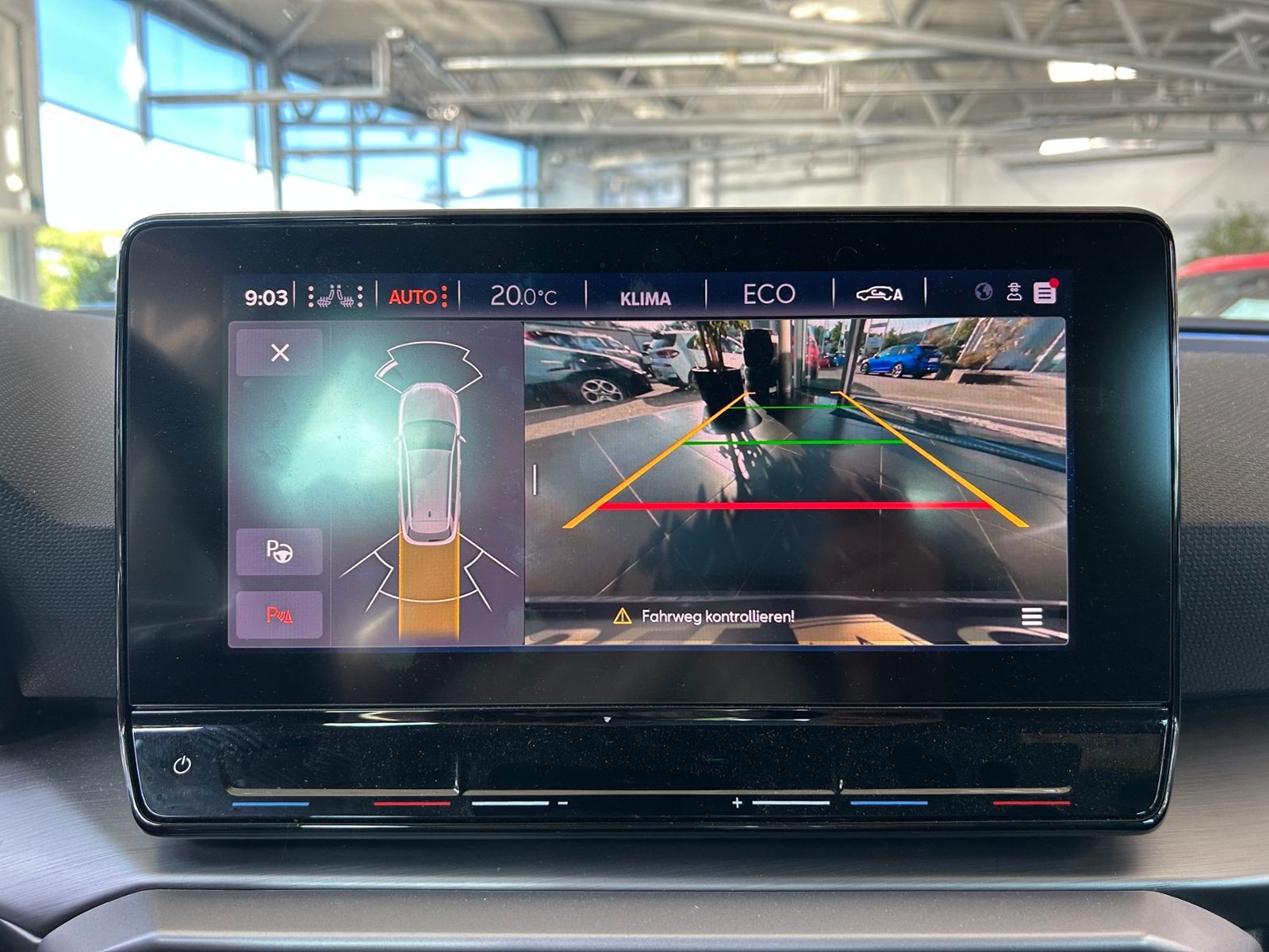Fahrzeugabbildung SEAT Leon Sportstourer FR e-Hybrid LED NAVI ALU