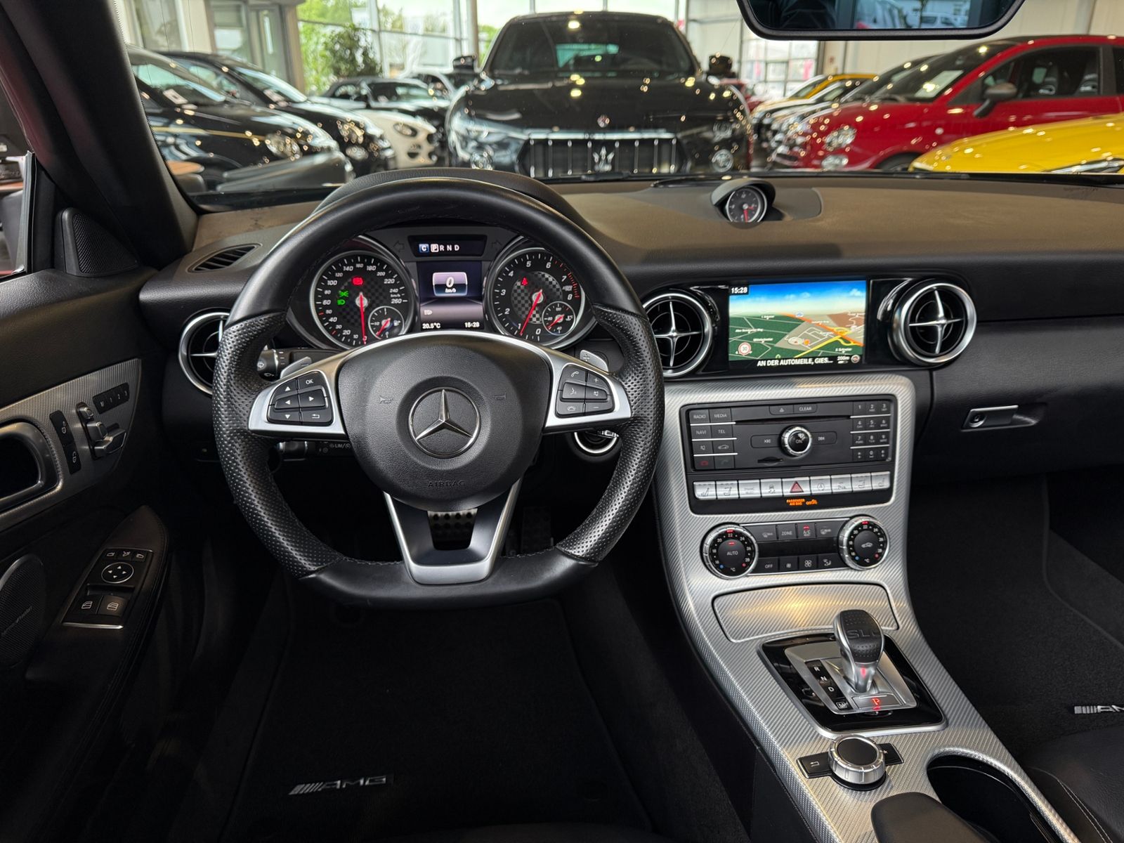 Fahrzeugabbildung Mercedes-Benz SLC 300 AMG Line H/K MEMORY LED ALU