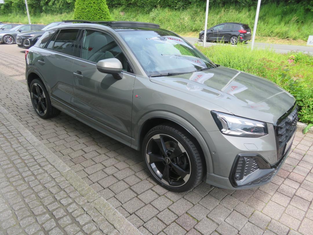 Audi Q2 S-LINE 35 TDI quattro S-Tronic EXCLUSIVE VOLL