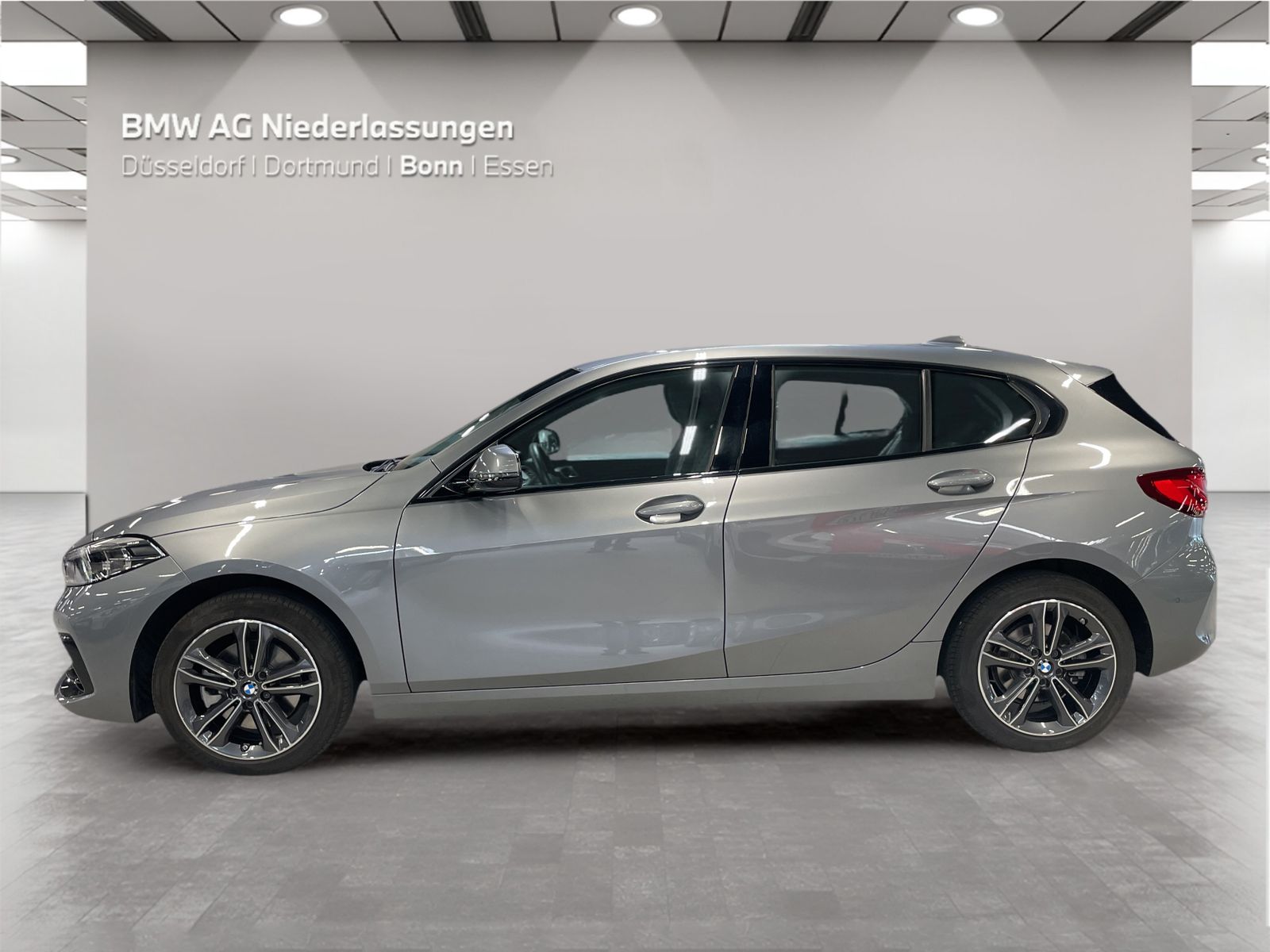BMW 118i Sport Line LiveCockpitProf PDC Driv.Assist foto 3