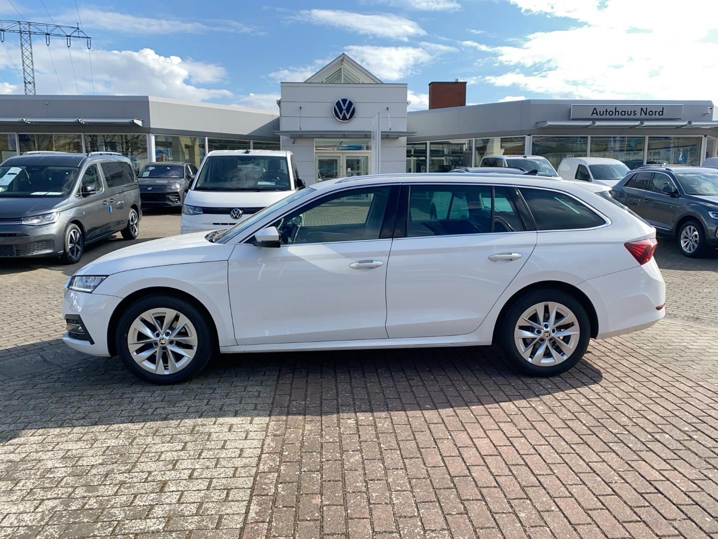 Skoda Octavia Combi Style LED+AHK+LH+RFK+FK+HUD+NAV+DA