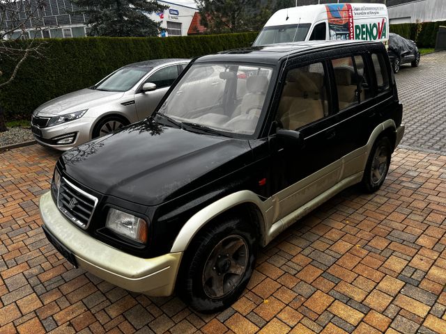 Suzuki Vitara 2.0,4x4,Schiebedach & Klima.