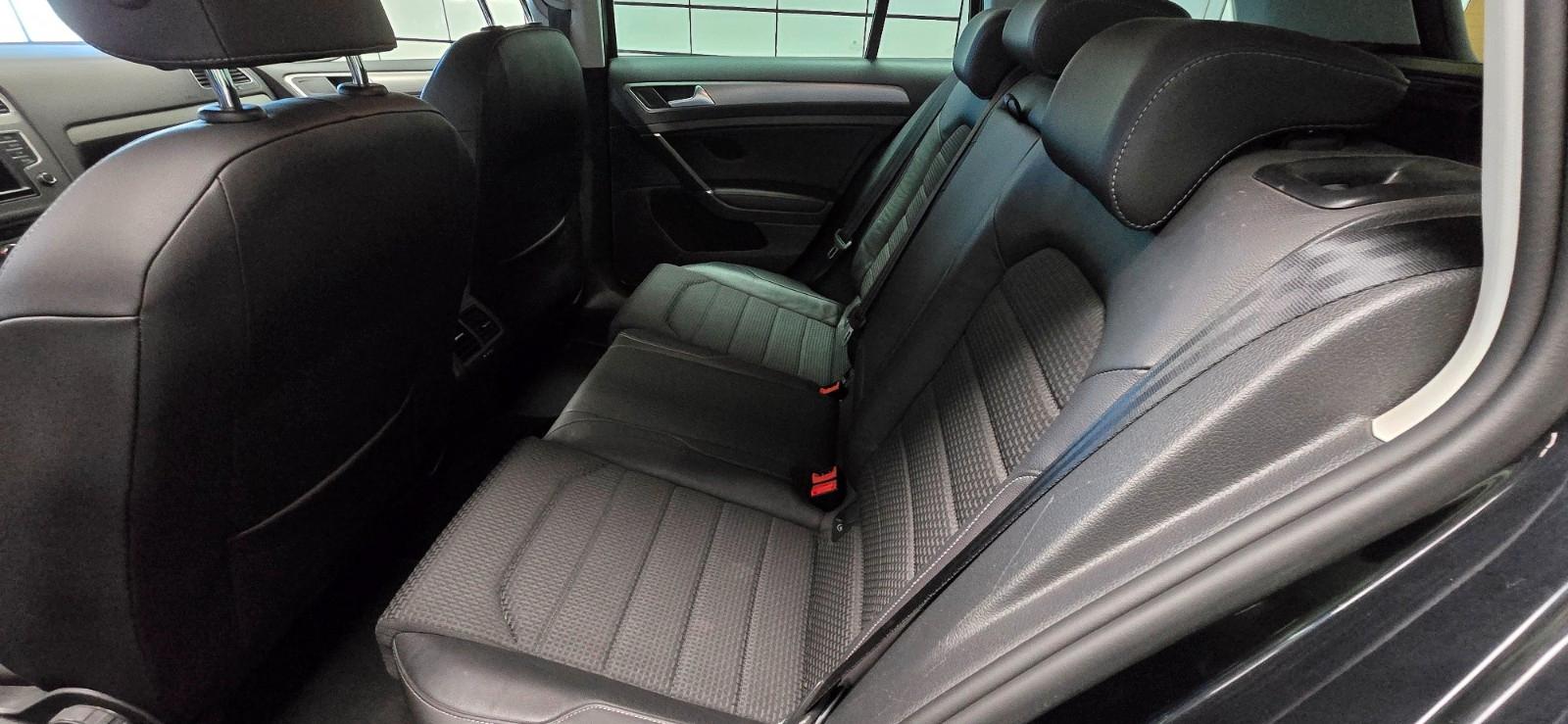 Volkswagen Golf 2015 — photo 11