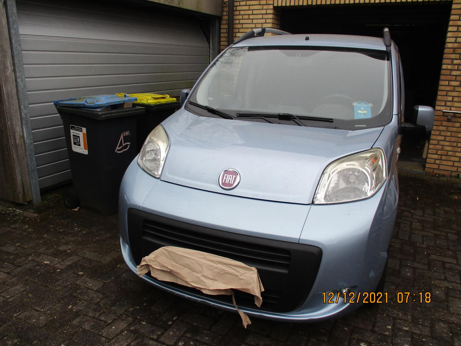 Fiat Qubo 2009 — rear view