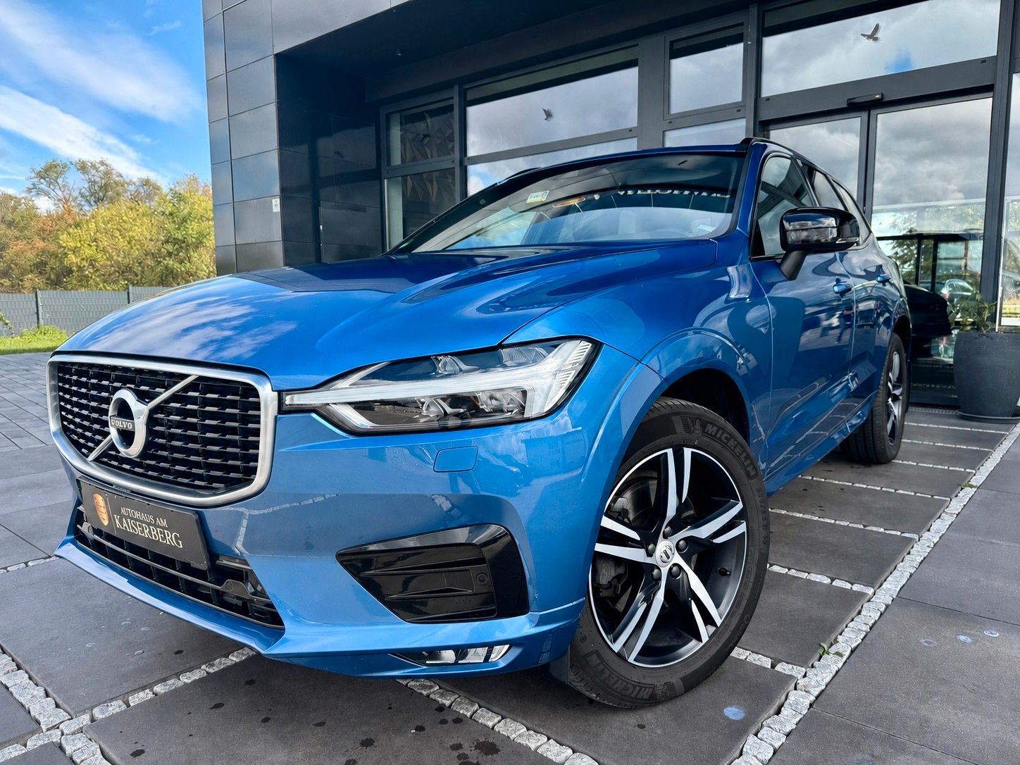 Volvo XC60 R Design AWD 1.Hand + Sonderlackierung
