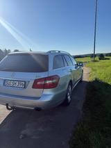 Mercedes-Benz E 350 CDI 4MATIC T BlueEFF. ELEGANCE ELEGANCE - Mercedes-Benz E 350 aus 2009: 4matic