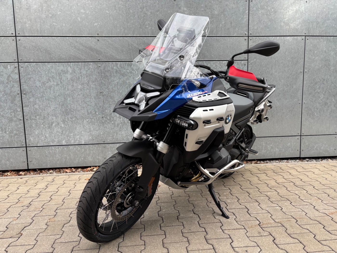 Fahrzeugabbildung BMW R 1300 GS Adventure Trophy ASA 3 Pakete Adaptive