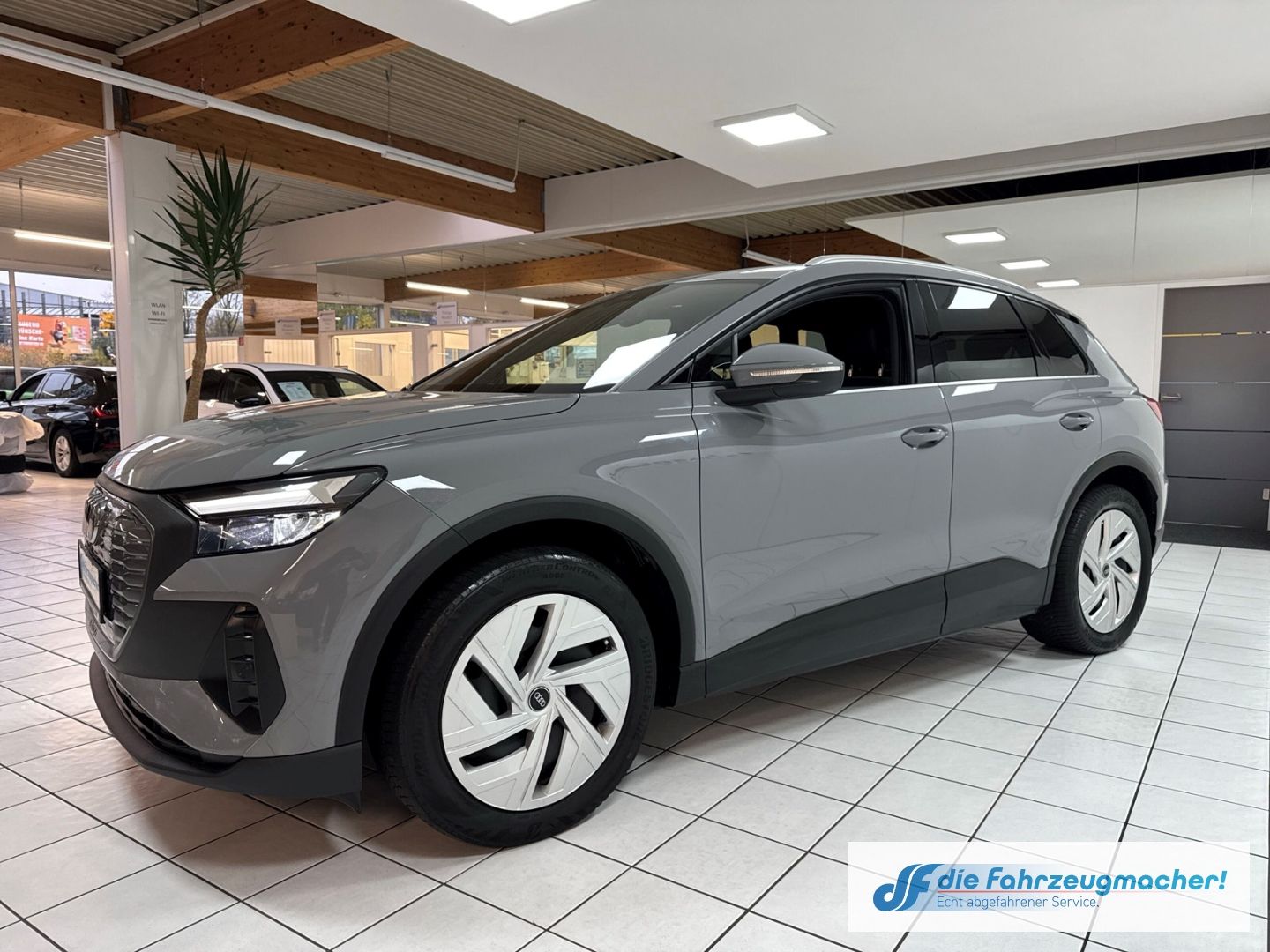 Fahrzeugabbildung Audi Q4 e-tron 35 Leder Digitales Cockpit LED Mehrzon