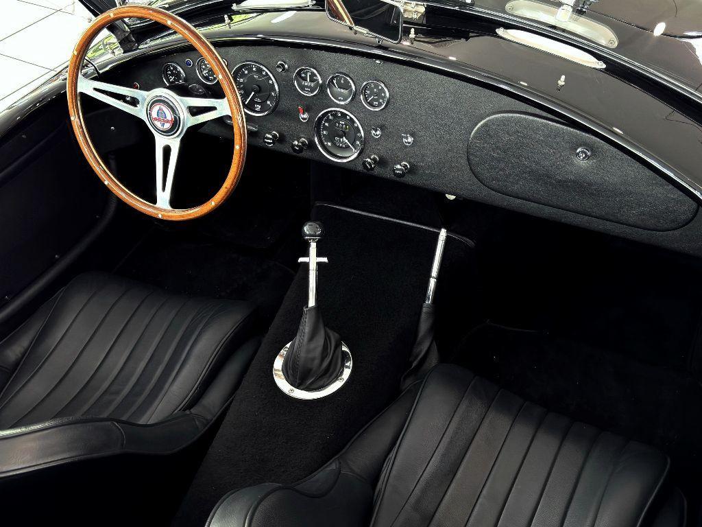 Cobra 427 Shelby Cobra by Superformance 7.0 V8  551 PS